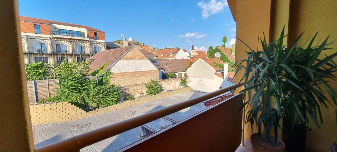 Apartman Viktorie Mikulov Extérieur photo